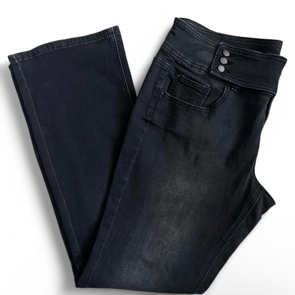 Urban Outfitters BDG Y2K Belted Flare Low Rise Jean Dark Wash Size 33 Black Slim - Picture 16 of 16